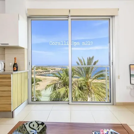 Coralli Beachfront With Breathtaking Sea Views Appartement *
